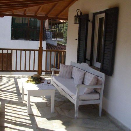 To Ktima Tis Matinas Hotel Stafylos Exterior photo