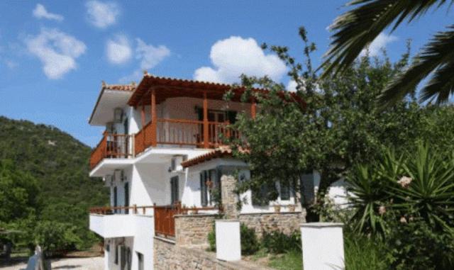 To Ktima Tis Matinas Hotel Stafylos Exterior photo