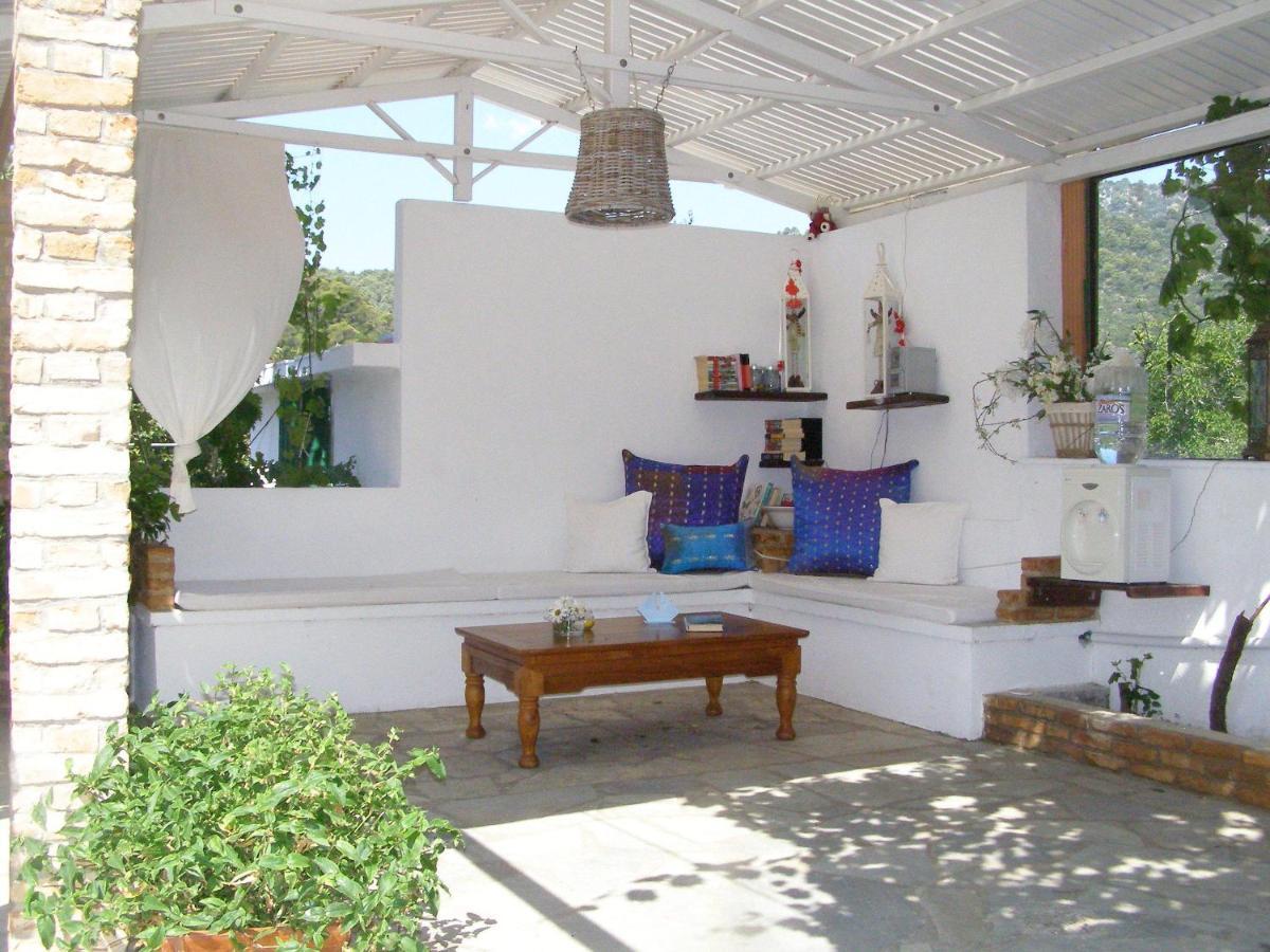 To Ktima Tis Matinas Hotel Stafylos Exterior photo